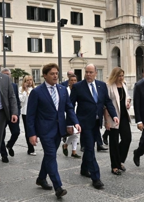 Mario Muscariello accompanying H.S.H. Prince Albert II of Monaco during the official visit to Pompeii